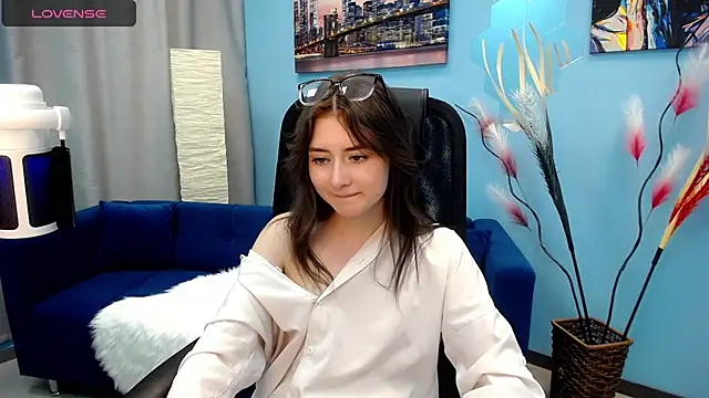 Snapshot of Tweet88 chatting on February 2025 07:25:01 PM Tweet88 online show from February 2025 07:25:01 PM