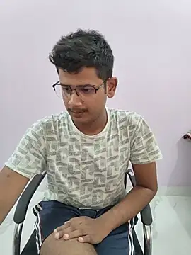 Snapshot of Dusky_Aarav chatting on June 2026 12:33:01 PM Dusky Aarav online show from June 2026 12:33:01 PM