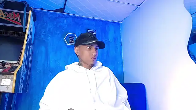 Liam lee online show from February 2025 12:48:01 PM