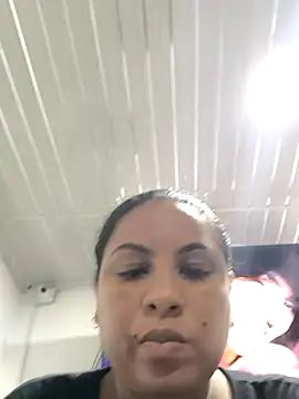 Snapshot of Francesca_ferrari chatting on May 2026 10:51:02 PM Francesca ferrari online show from May 2026 10:51:02 PM