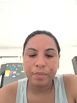 Snapshot of Francesca_ferrari chatting on June 2026 03:07:02 PM Francesca ferrari online show from June 2026 03:07:02 PM