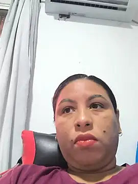 Snapshot of Francesca_ferrari chatting on June 2026 09:08:02 PM Francesca ferrari online show from June 2026 09:08:02 PM