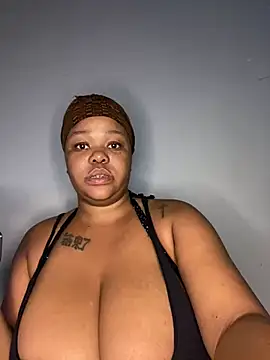 Snapshot of Mandy-101 chatting on March 2025 04:33:02 PM Mandy-101 online show from March 2025 04:33:02 PM