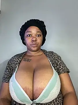 Mandy-101 online show from October 2025 05:20:02 AM