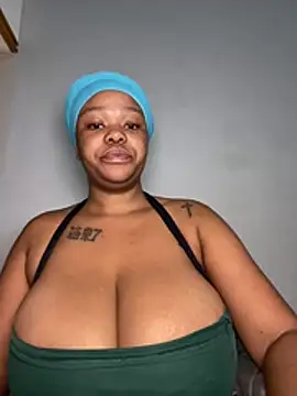 Snapshot of Mandy-101 chatting on February 2026 10:25:01 AM Mandy-101 online show from February 2026 10:25:01 AM