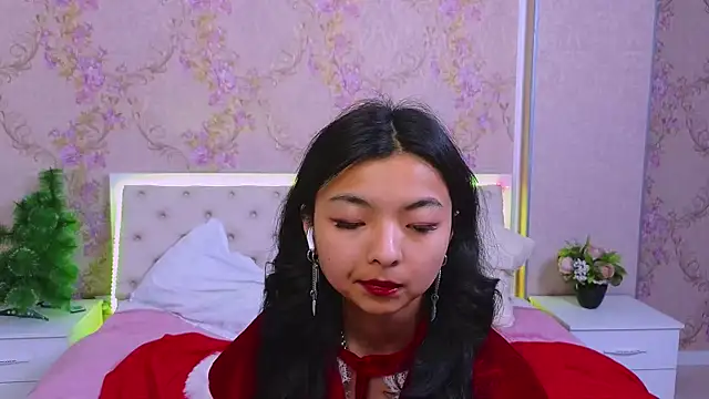 Shy Kira online show from December 2024 03:32:02 PM