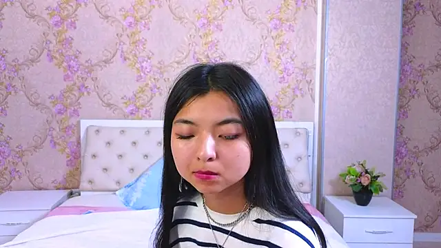 Shy Kira online show from January 2025 03:54:02 PM