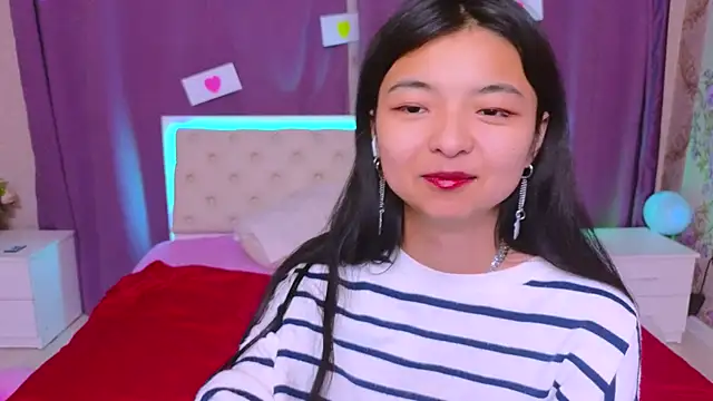 Shy Kira online show from February 2025 12:43:02 PM