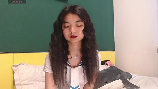 Snapshot of Shy_Kira chatting on May 2026 08:45:01 AM Shy Kira online show from May 2026 08:45:01 AM