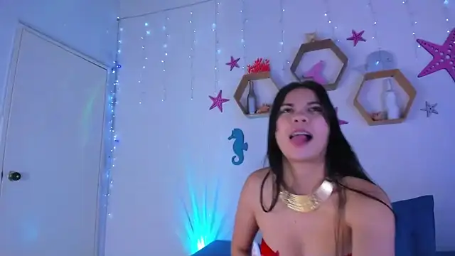 Emiily Parkerr online show from November 2025 03:08:02 AM