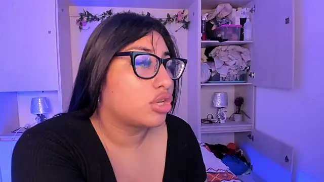 CANDYGABYY online show from April 2026 07:52:02 PM