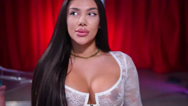 NatyDesiree online show from January 2025 01:31:02 AM