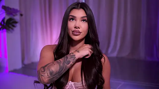 NatyDesiree online show from March 2026 08:04:01 PM