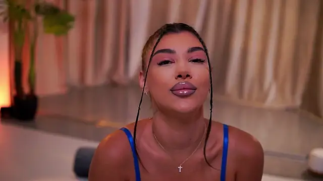 NatyDesiree online show from August 2026 07:06:01 PM