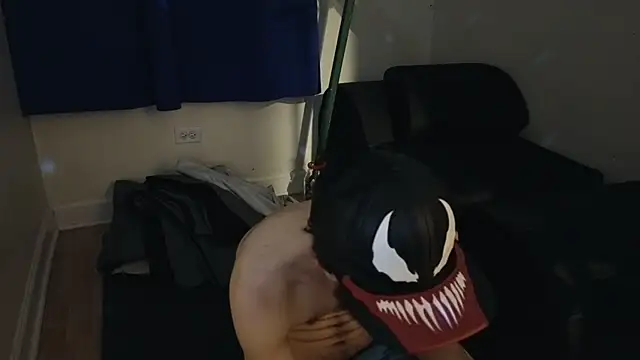 pantslesstraveler plt online show from January 2025 03:57:02 AM