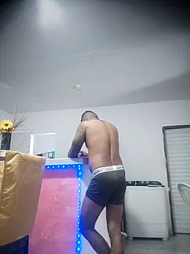 SaucyAffair0 online show from April 2026 03:31:02 PM