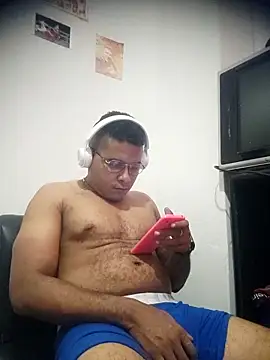 Snapshot of SaucyAffair0 chatting on April 2026 06:21:01 PM SaucyAffair0 online show from April 2026 06:21:01 PM