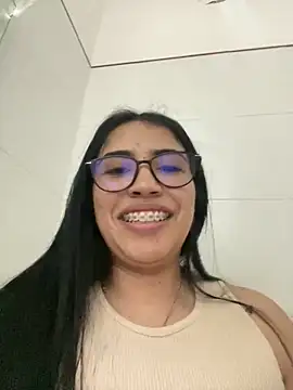 Snapshot of SaritaHot_69 chatting on December 2024 08:21:02 PM SaritaHot 69 online show from December 2024 08:21:02 PM