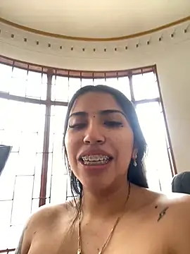 Snapshot of SaritaHot_69 chatting on December 2024 07:22:02 PM SaritaHot 69 online show from December 2024 07:22:02 PM