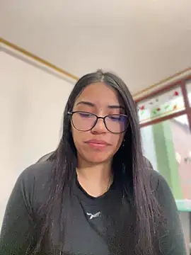 Snapshot of SaritaHot_69 chatting on January 2025 02:07:01 PM SaritaHot 69 online show from January 2025 02:07:01 PM