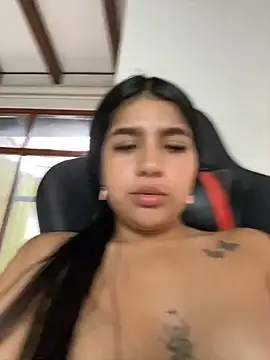 Snapshot of SaritaHot_69 chatting on February 2025 07:17:02 PM SaritaHot 69 online show from February 2025 07:17:02 PM