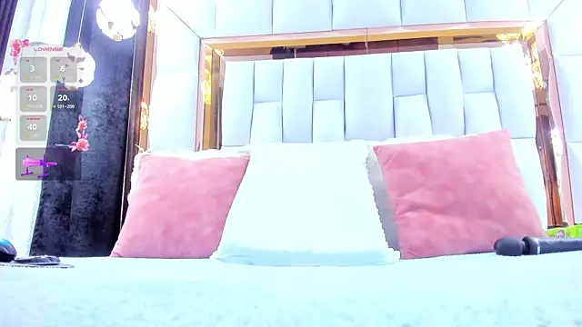 RileySweett online show from April 2026 11:59:01 AM