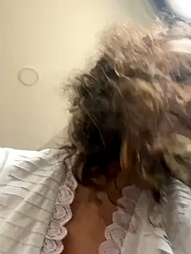 uniquerossie online show from November 2025 09:59:02 AM