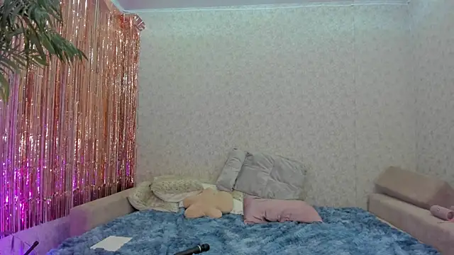 crystalnut online show from January 2025 02:26:01 AM