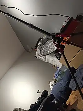 Kaue007 online show from December 2025 04:11:01 PM