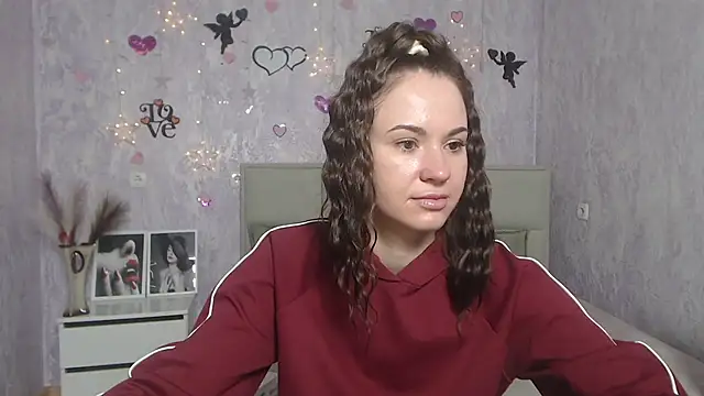 KaraCriegs online show from March 2025 06:33:01 PM