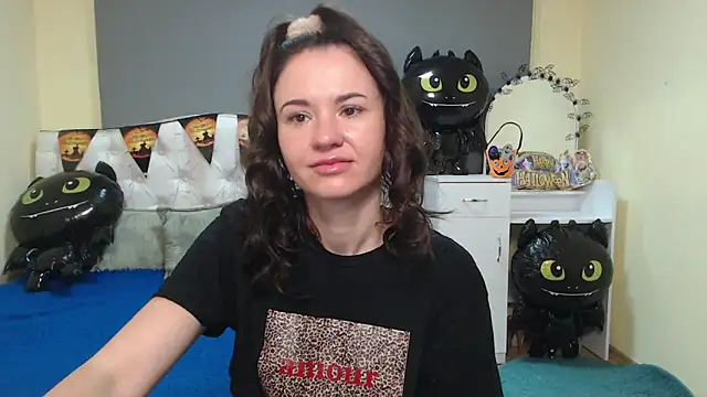 KaraCriegs online show from October 2025 05:24:02 PM