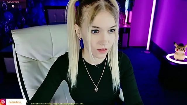 Snapshot of ShhhO_O chatting on March 2026 09:49:02 AM ShhhO O online show from March 2026 09:49:02 AM