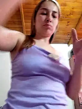 Iris love18 online show from March 2026 01:48:01 PM