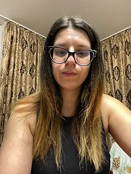 Snapshot of NadiraNoor chatting on February 2026 10:39:02 PM NadiraNoor online show from February 2026 10:39:02 PM