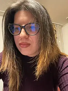 Snapshot of NadiraNoor chatting on February 2026 10:33:01 PM NadiraNoor online show from February 2026 10:33:01 PM