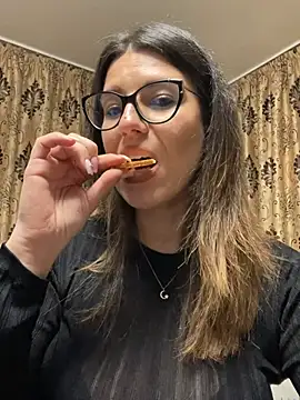 Snapshot of NadiraNoor chatting on March 2026 10:01:01 PM NadiraNoor online show from March 2026 10:01:01 PM