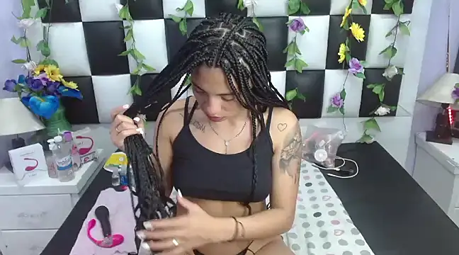 arianaa tompsoon online show from March 2025 06:58:02 AM