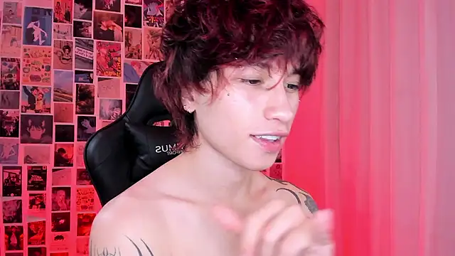 Snapshot of liamelf chatting on March 2026 05:36:01 AM liamelf online show from March 2026 05:36:01 AM