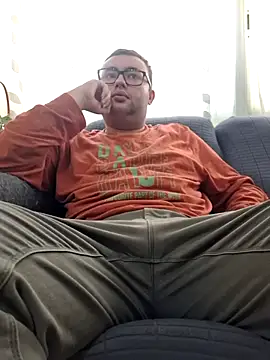 Javier bear online show from December 2025 01:50:02 PM