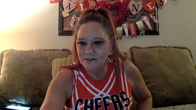 Snapshot of LexxiLeeds chatting on February 2025 12:08:02 AM LexxiLeeds online show from February 2025 12:08:02 AM