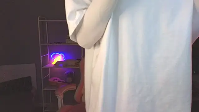 mollymila online show from January 2025 01:40:01 PM