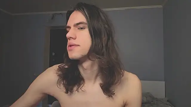 mollymila online show from March 2026 12:17:02 PM