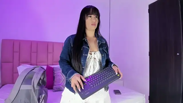 victoria cooper3 online show from January 2026 11:45:02 AM