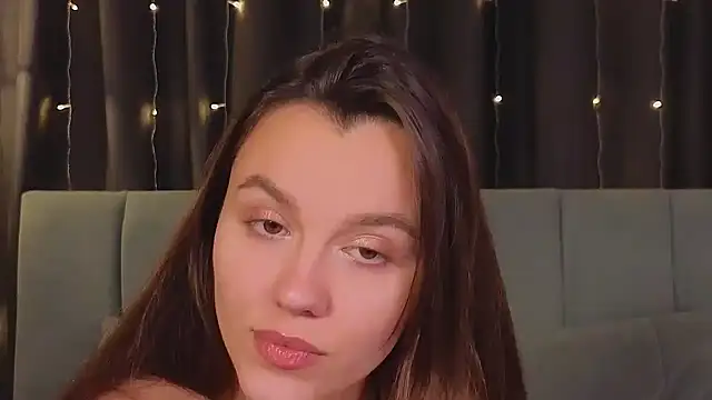 Snapshot of Sweet_heaven chatting on January 2025 05:26:01 PM Sweet heaven online show from January 2025 05:26:01 PM