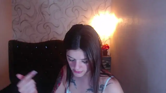 LiaHarryis online show from March 2025 06:54:01 PM