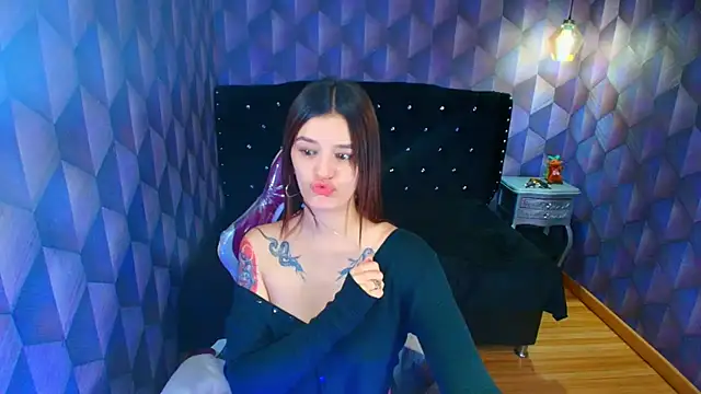 Snapshot of LiaHarryis chatting on July 2026 04:44:01 PM LiaHarryis online show from July 2026 04:44:01 PM