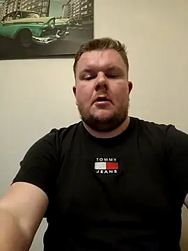 titovilan PL online show from February 2025 06:20:01 PM