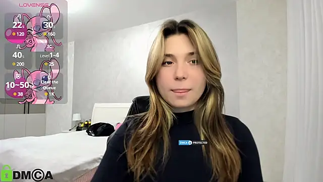 SweetMonicka online show from December 2024 04:04:02 PM