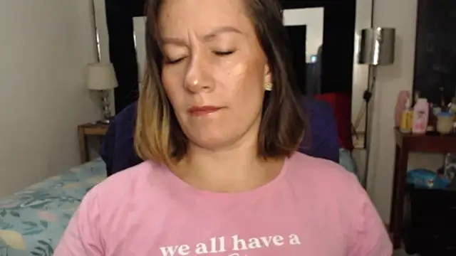 CATRINA-83 online show from April 2026 09:42:01 PM