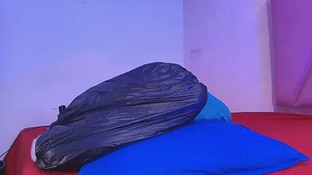 arl chloee online show from October 2025 03:15:02 AM